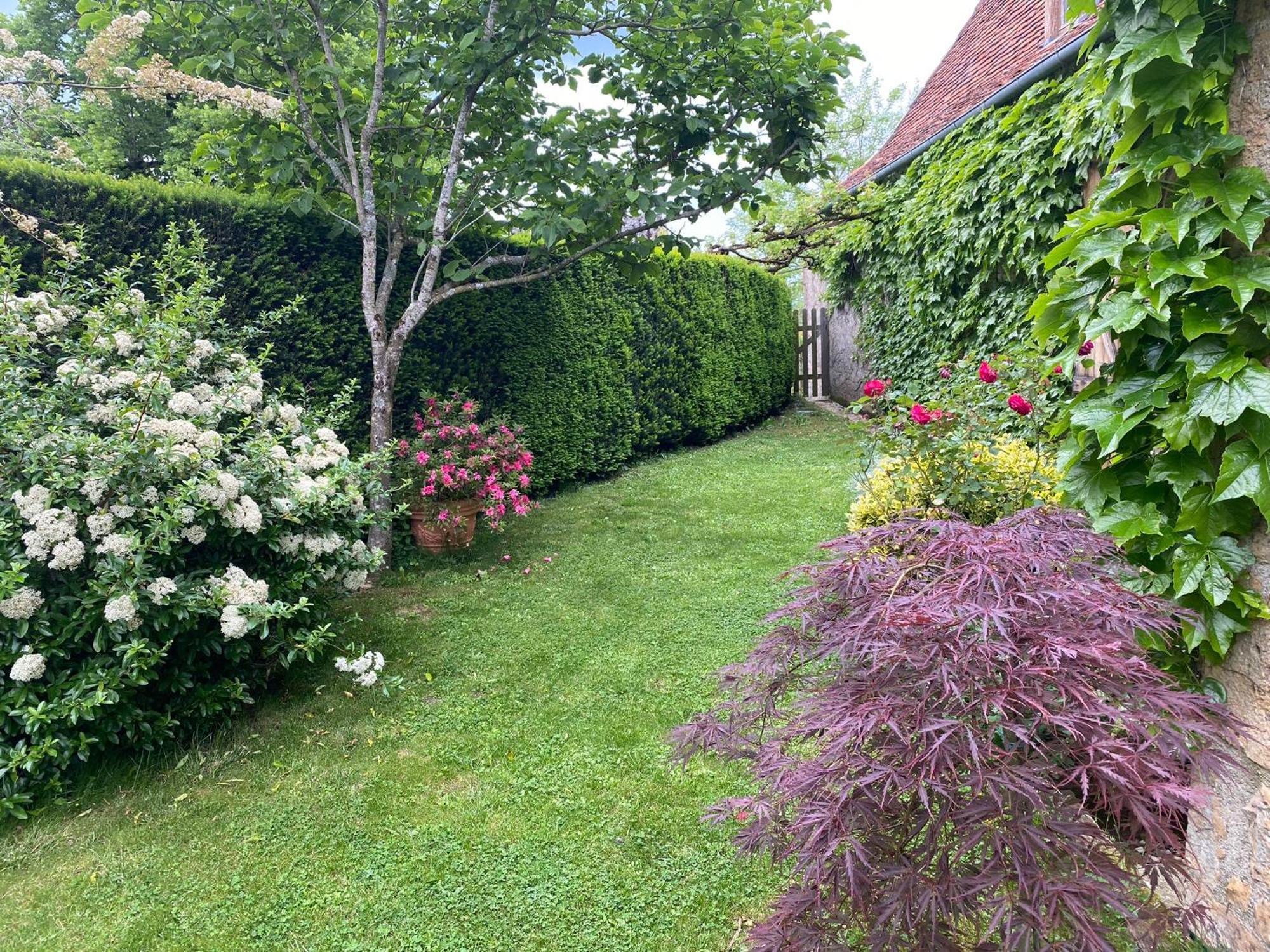 Manoir De Rieuzal Bed & Breakfast Loubressac Eksteriør bilde