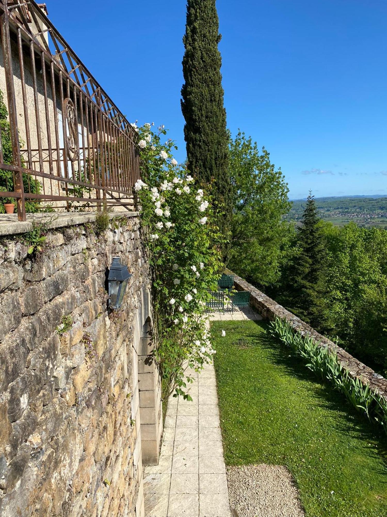Manoir De Rieuzal Bed & Breakfast Loubressac Eksteriør bilde